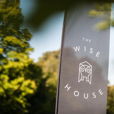 The Wise House Hotell Hastiere-par-dela Exteriör bild