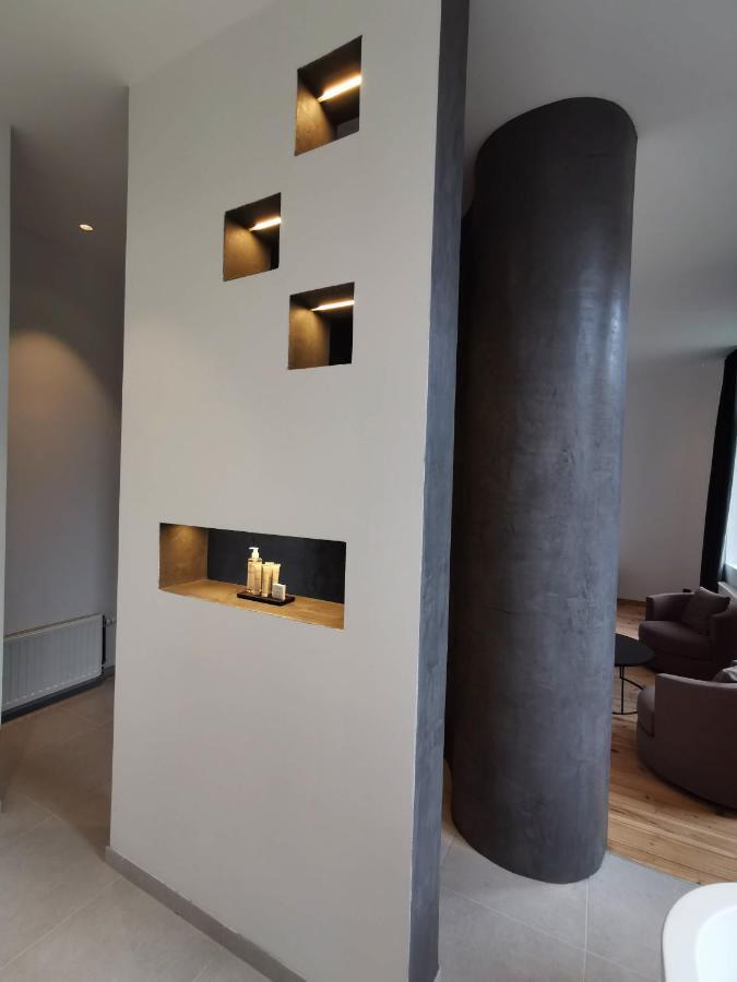 The Wise House Hotell Hastiere-par-dela Exteriör bild