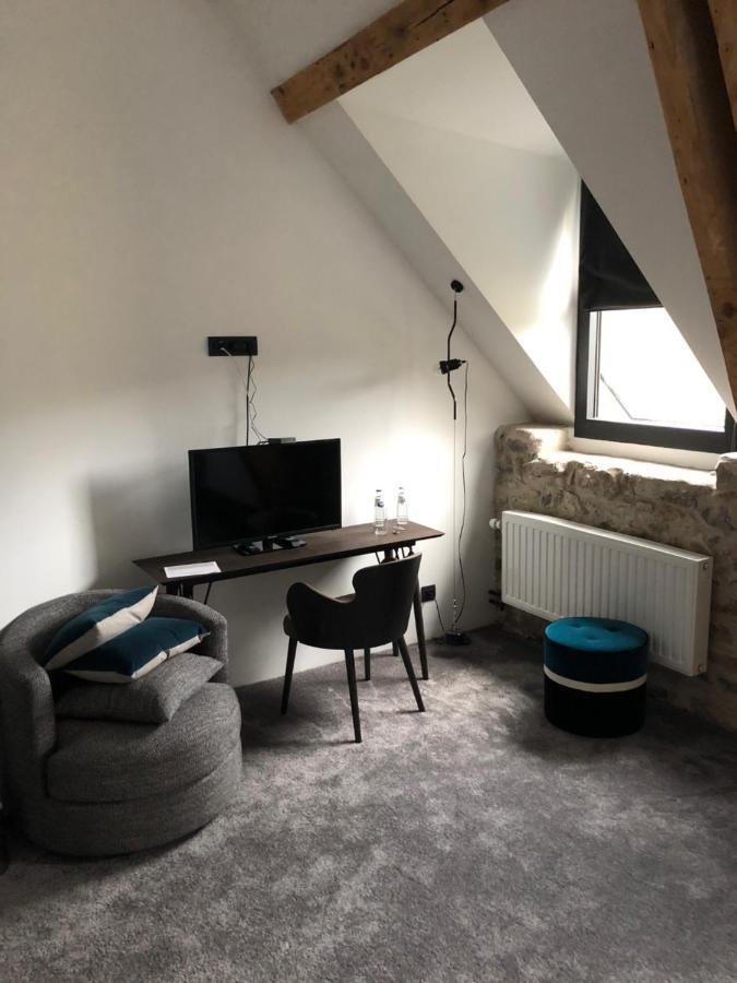 The Wise House Hotell Hastiere-par-dela Exteriör bild
